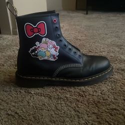 hello kitty x doc martens 