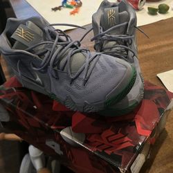 Nike Kyrie 4
