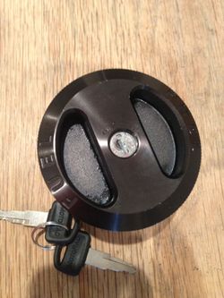 Jeep Wrangler locking gas cap