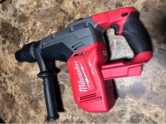 Milwaukee M18 FUEL SDS Max Rotary Hammer