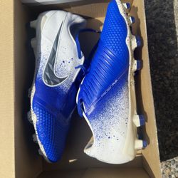 Nike Soccer Cleats 