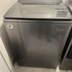 Whirlpool Washer And Dryer 
