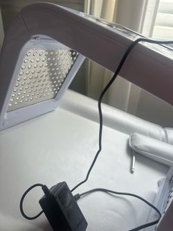Omega light UV light for facials