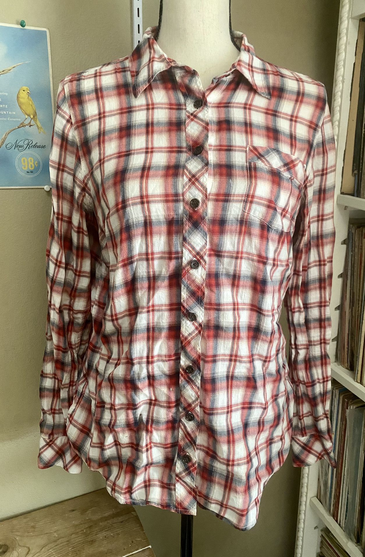 Gap Junior's L Red White Gray Cotton Plaid Long Sleeve Button-Down Shirt Pocket