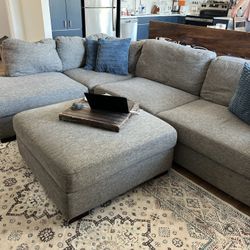 Sectional Couch 