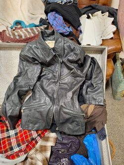 Women's 100% Leather Jacket