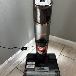 Shark HydroVac MessMaster 3-in-1 Cordless Multi-Surface Cleaner