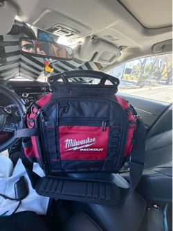Milwaukee pack out xl carrier