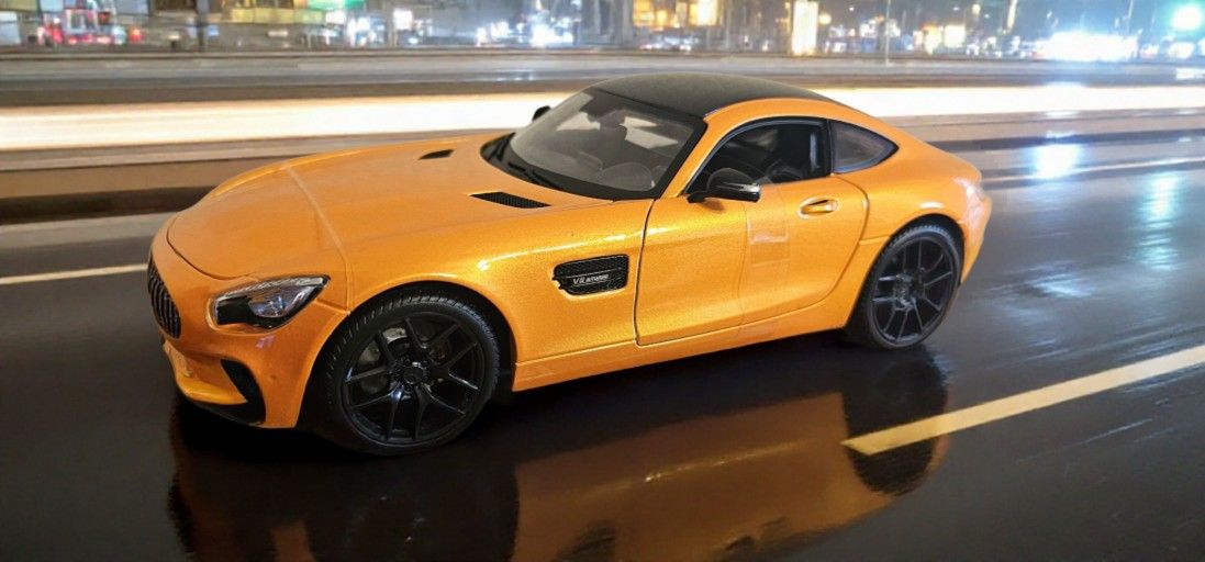 1:18 MAISTO Mercedes Benz AMG GT Diecast Car New in Box