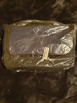 IV NINTENDO SWITCH MESSENGER BAG