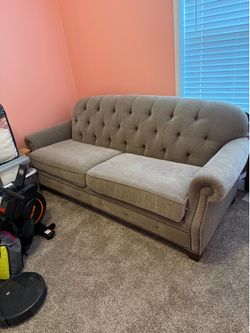 Gray tuffted Sofa