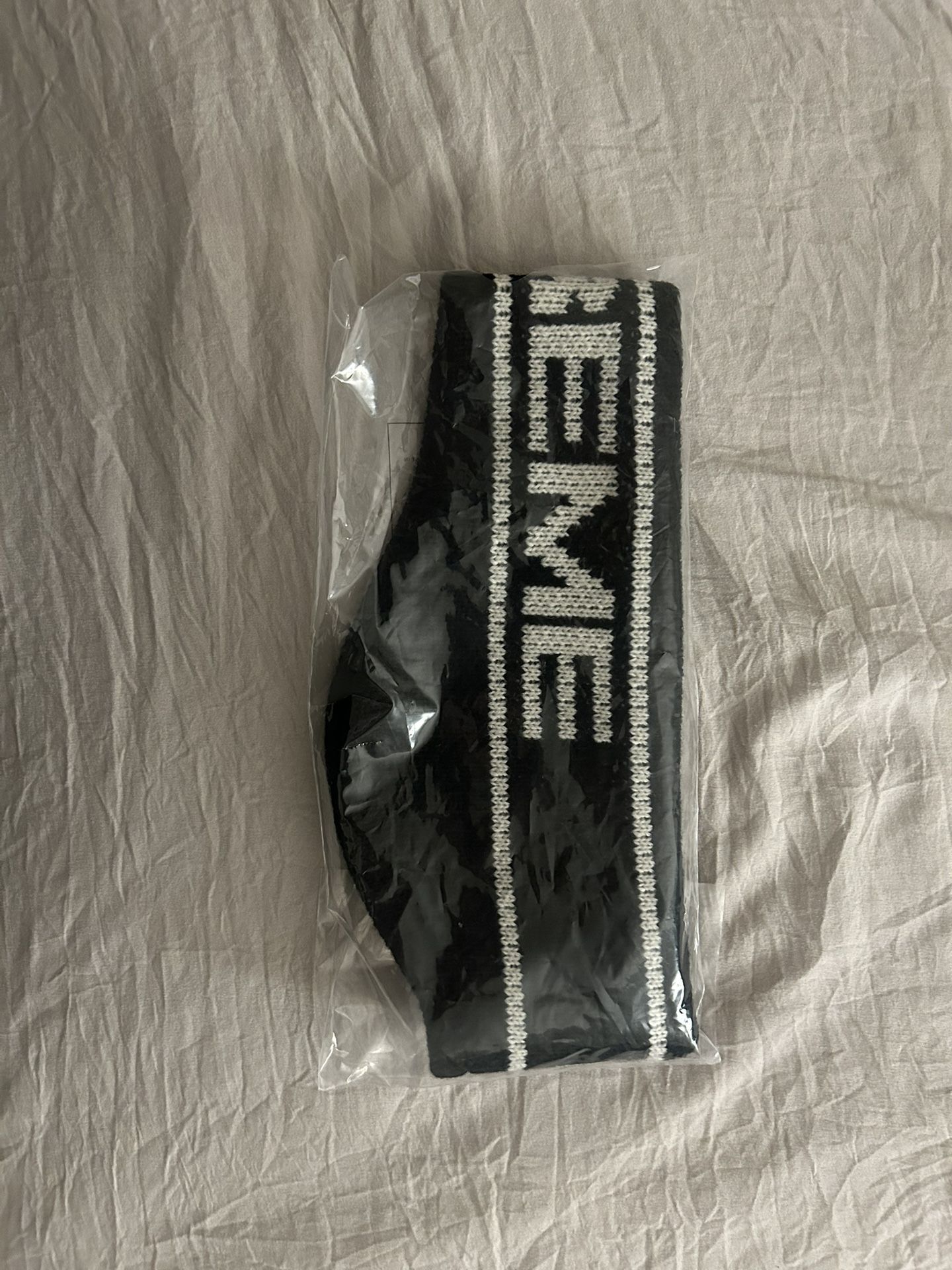 SUPREME HEADBAND 