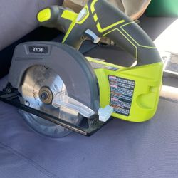 Ryobi Saw