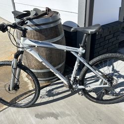 GT Avalanche 1.0 All Terra - Mountain Bike - Large