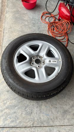 Toyota RAV4 Alloy Wheel with Bridgestone Tire