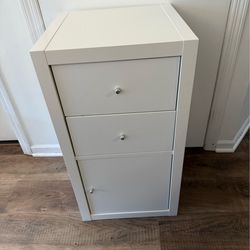 IKEA KALLAX 2x1 white with drawers and cabinet