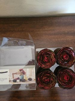 Bouquet/arrangement filler paper like flowers, box of 4 $2.00 have 2 boxes