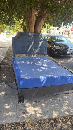 Full complete bed
