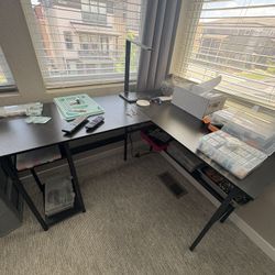 Corner Desk