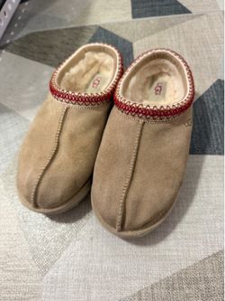 UGG Tasman II Slipper’s Women Size 8