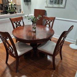 Dining Table Extendable 