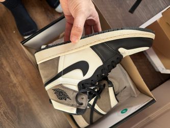 Jordan 1 Mocha Size 10