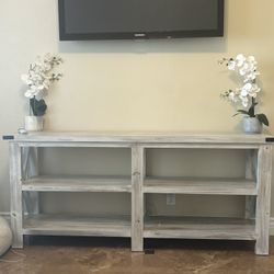 LARGE CONSOLE TABLE w/ SHELVES FOR STORAGE OR INSERT BASKETS