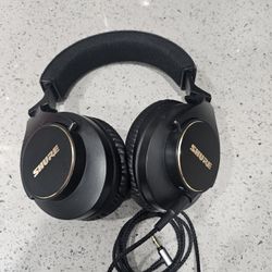 Shure SRH840A Professional Monitoring Studio Grade Wired Headphones

