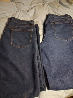 Mens Jeans Size 34×32 Both Pairs For  5dollars 