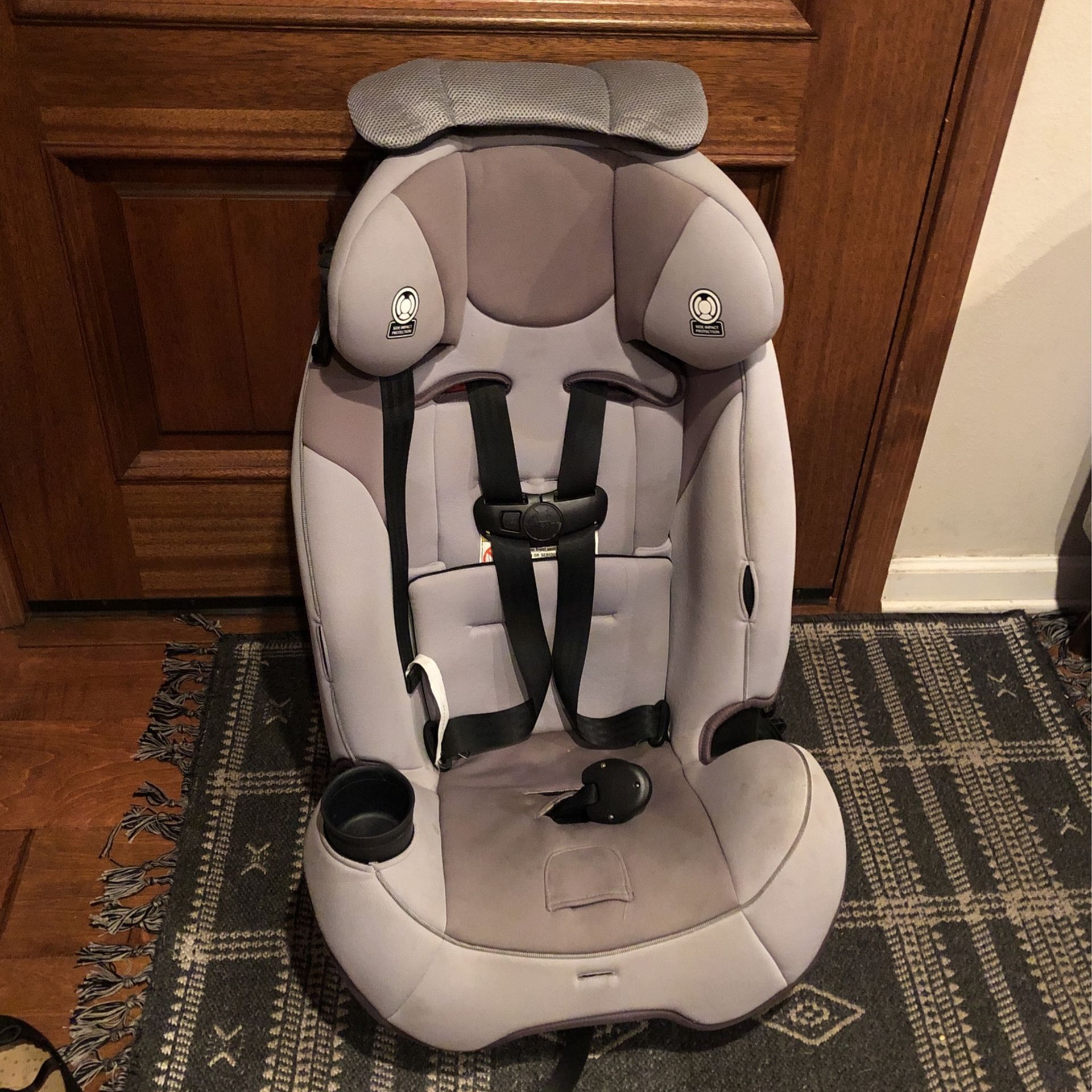 Perfectly Good Car seat, Best Offer 