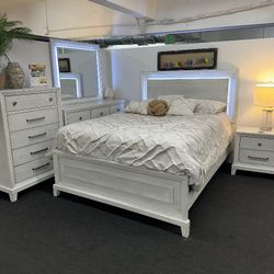 Queen Size Bed Frame / Mattress Included. 🔥 Cama Queen Size / Colchon Incluido