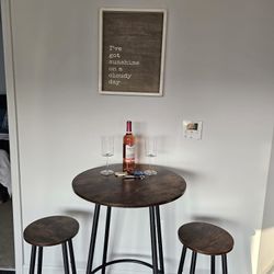 Cafe Bistro Table With Stools