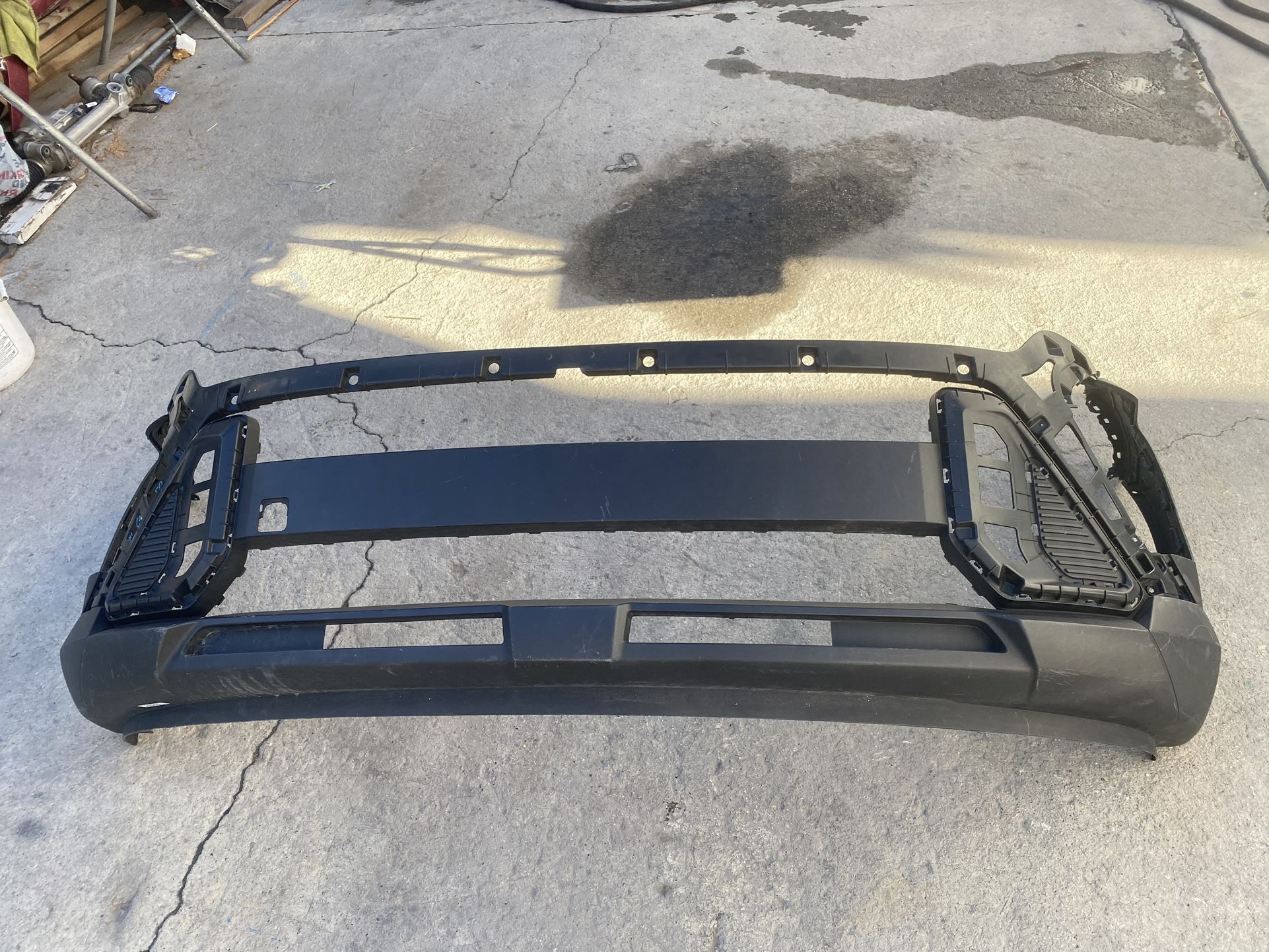 2024-2025 Hyundai Kona Front Bumper