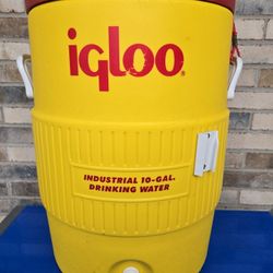 Igloo 10 Gallon Water Cooler Drink Cooler Beverage Jug