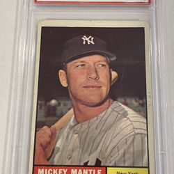1961 Topps #300 Mickey Mantle PSA VG 3 $375