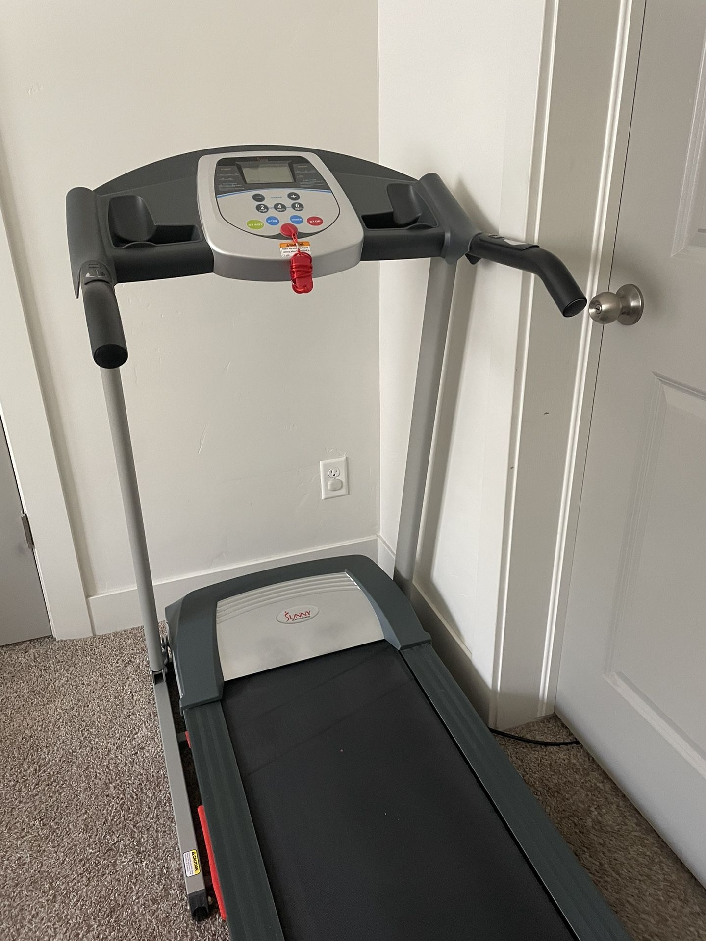 Sunny Health & Fitness Treadmill