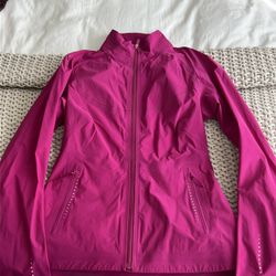 LULULEMON JACKET