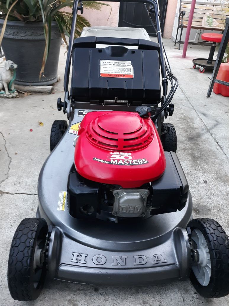 Honda hrc215 master commercial lawn mower.