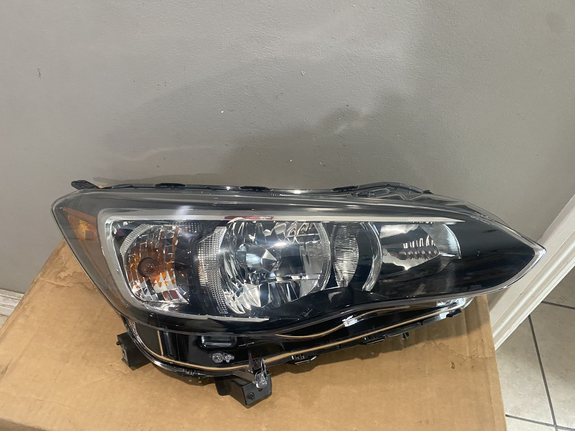 2017-2023 Subaru Impreza Right Headlight