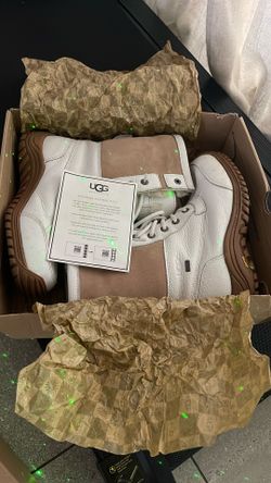 Authentic Ugg Australian Size 7 Fits Anyone 7 Or 71/2