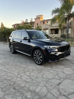 BMW X7 M50i