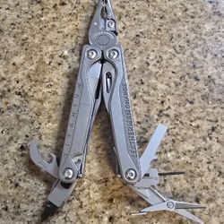 Leatherman Multi-tool 