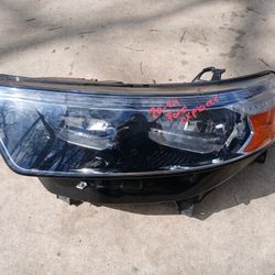 2022-2024 Ford Explorer Headlight LH 