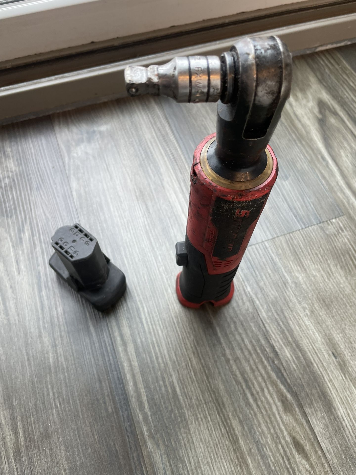 Snap-On Cordless Ratchet & Battery CTR861