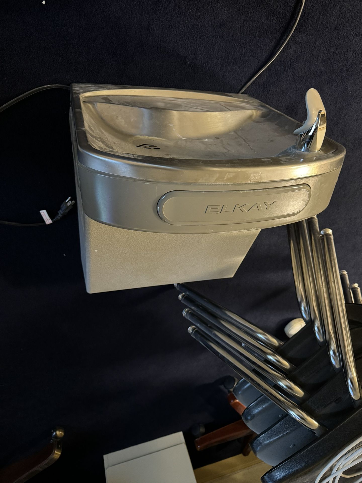 Public Style Water Fountain And Top Load Water Dispenser Hot And Cold