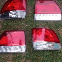 Dodge Durango Tail Light Passenger Side Only 