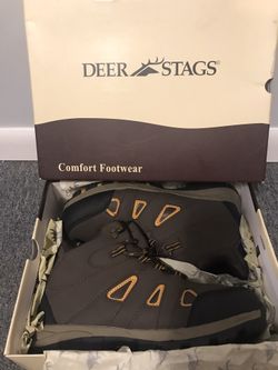 New boys size 7 boots