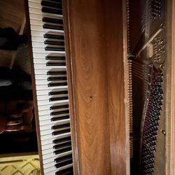 Rohler And Campbell Piano
