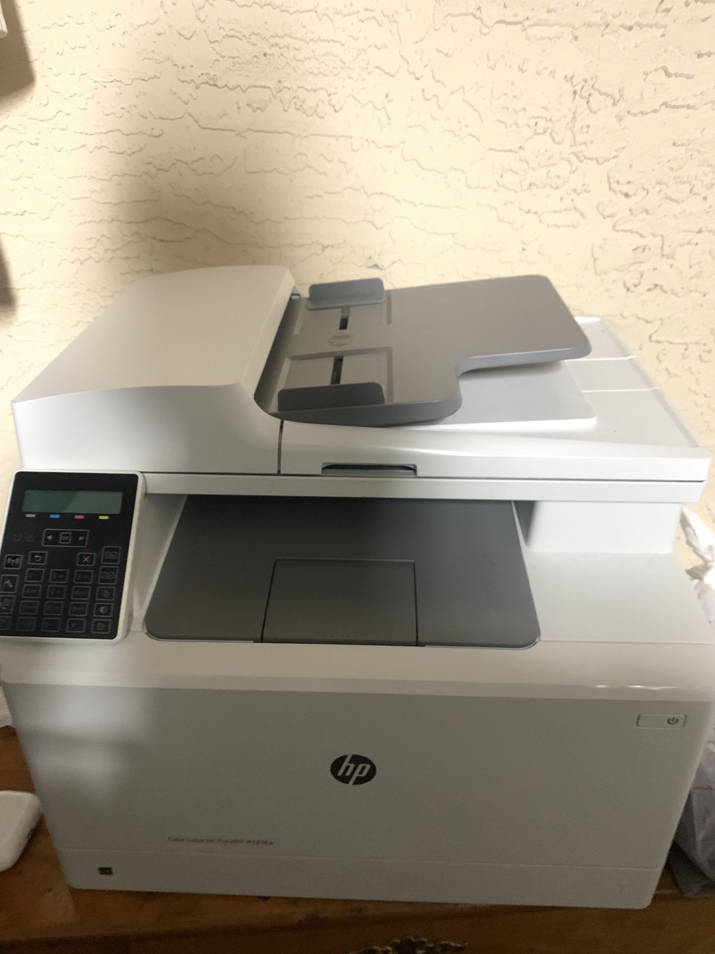 hp color laserjet pro pinter with toner