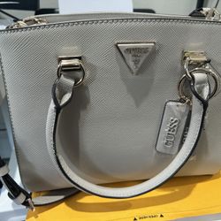 Guess Purse (new)